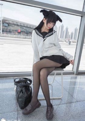 一边下奶一边吃面膜视频